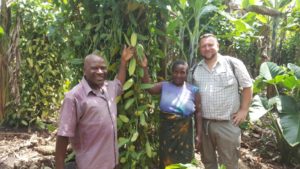 Nachhaltige Partnerschaft für Bio-Vanille aus Uganda